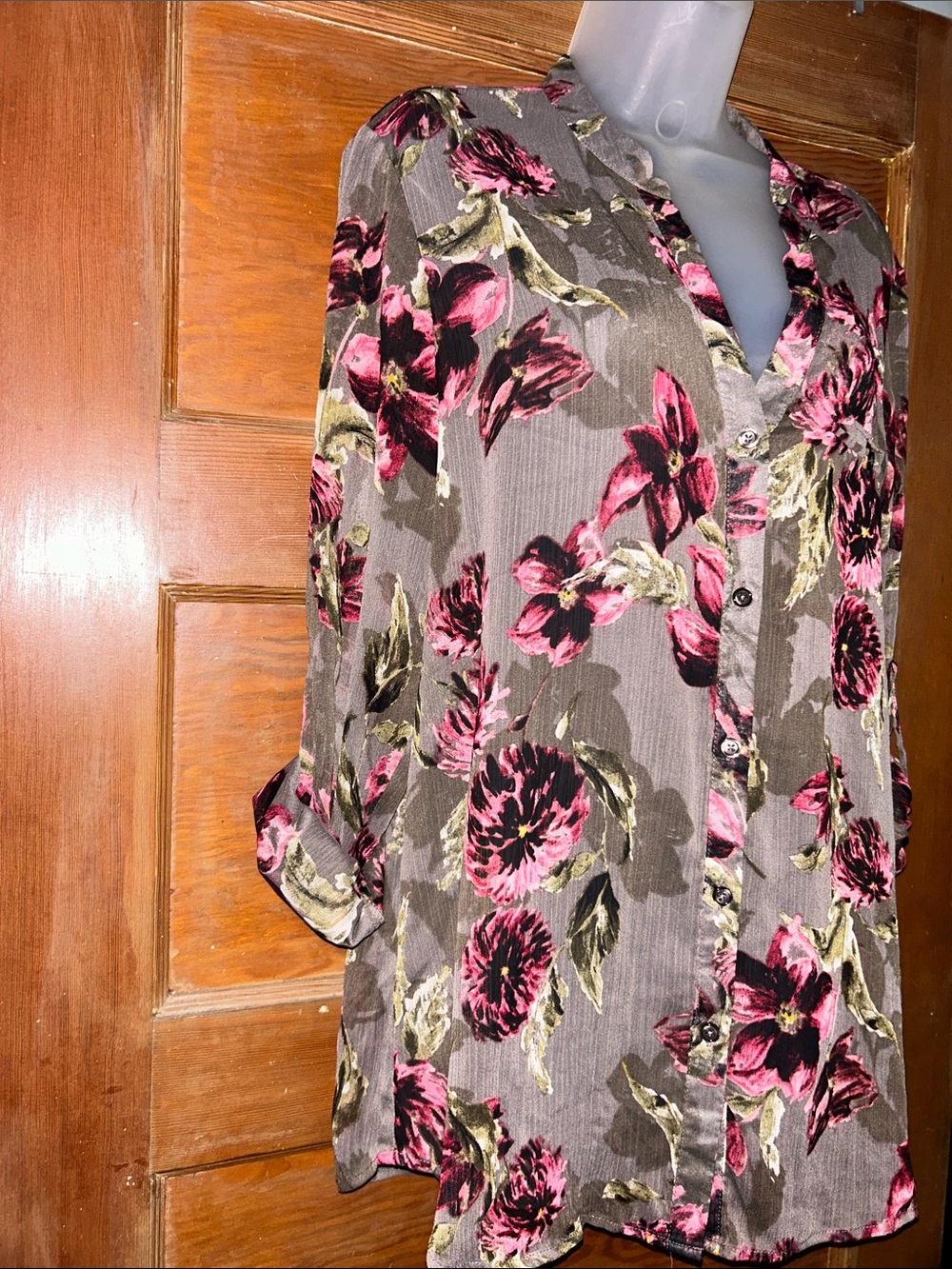 Kut from the Kloth Sheer Gray Button-Down Tunic with Pink Floral Print - Picture 2 of 5